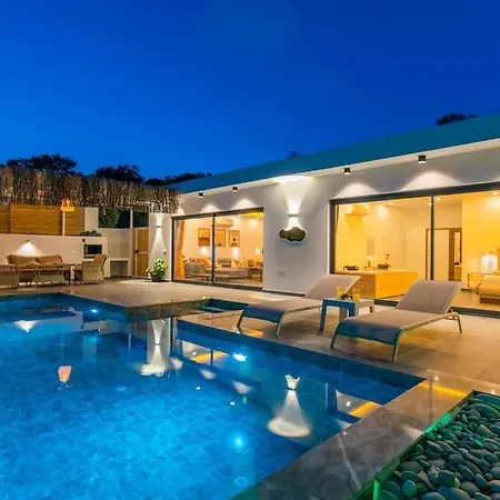 Villa 2 Kisilik, Jakuzili, Balayi Villasi