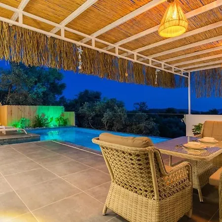 Villa 2 Kisilik, Jakuzili, Balayi Villasi