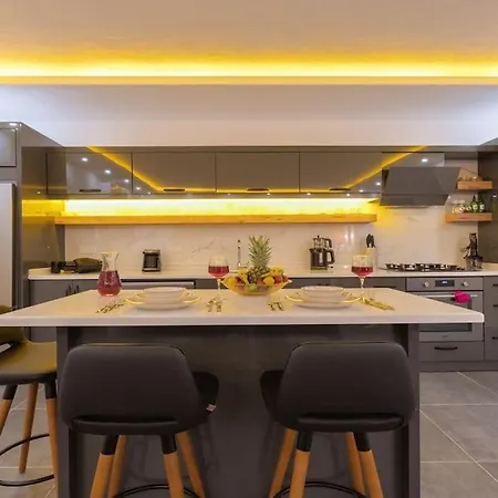 Villa 2 Kisilik, Jakuzili, Balayi Villasi Kaş